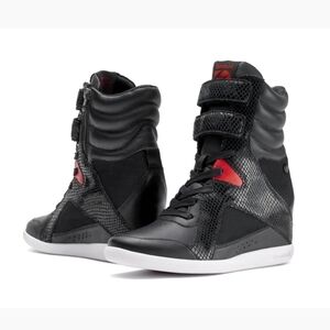 🖤 Reebok sz10 Alicia Keys limited Edition Black and Red High-Top Sneakers